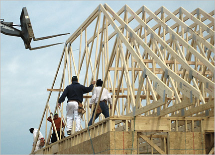 Home construction in Heritage Shores of Bridgeville DE.  Photo by E.W. Faircloth